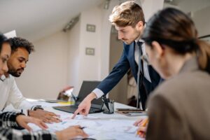 How Facility Managers Can Support Employee Financial Wellness in the Workplace