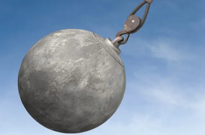 Build, Renovate or Demolish: What do Healthcare Facilities do with Aging Assets?